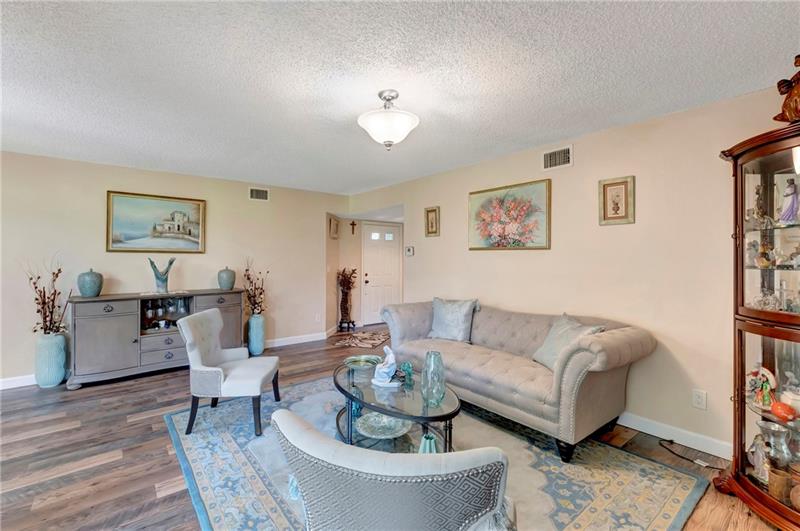 Image 4 of 35 For 5897 Parkwalk Dr  5897