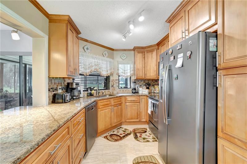 Image 5 of 35 For 5897 Parkwalk Dr  5897