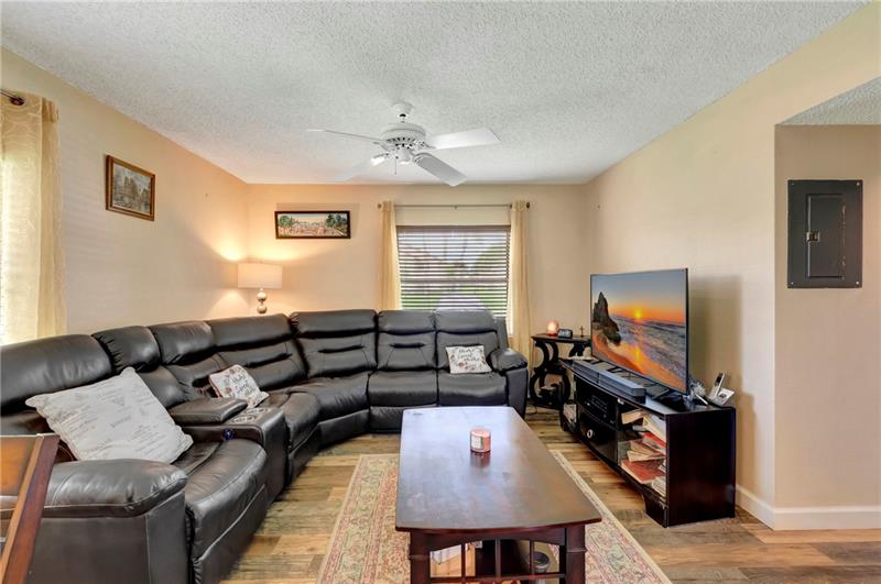 Image 8 of 35 For 5897 Parkwalk Dr  5897