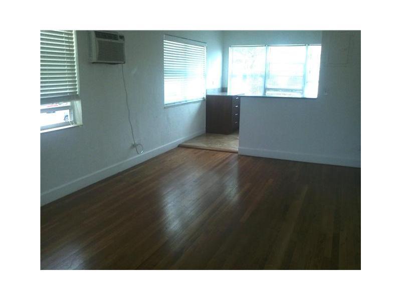 Image 5 of 7 For 7950 Abbott Ave  5