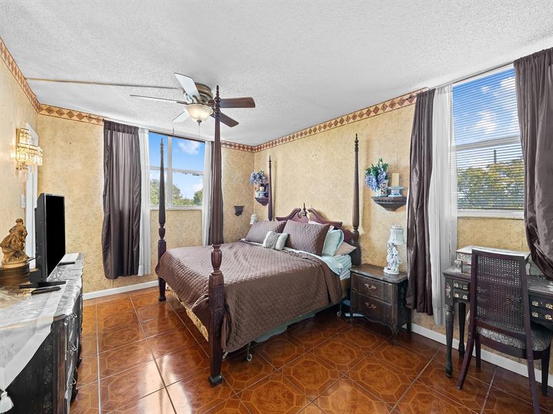 Details for 2840 Somerset Dr  317m, Lauderdale Lakes, FL 33311