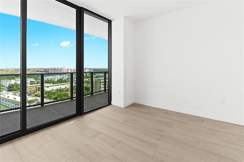 Image 22 of 48 For 900 Ocean Blvd  1101
