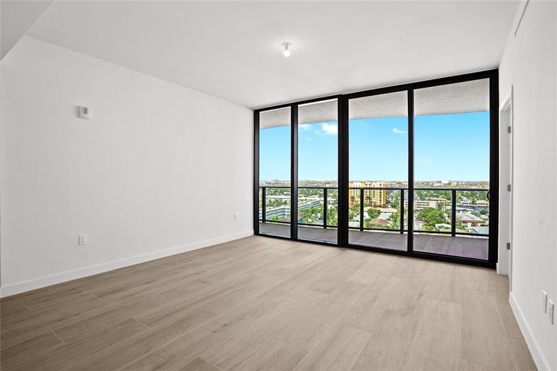 Image 26 of 48 For 900 Ocean Blvd  1101