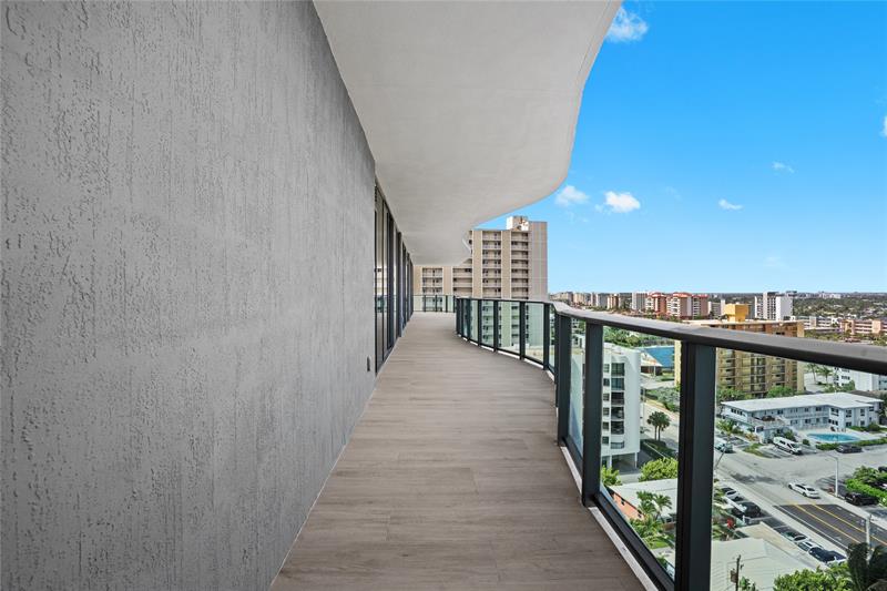 Image 30 of 48 For 900 Ocean Blvd  1101