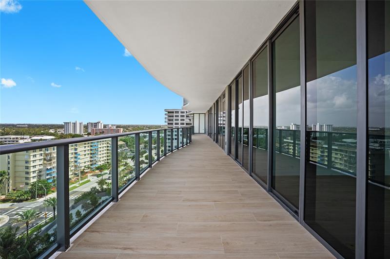 Image 32 of 48 For 900 Ocean Blvd  1101