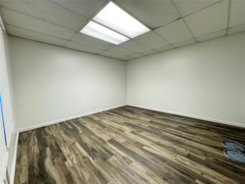 Image 3 of 10 For 3669 19 Street