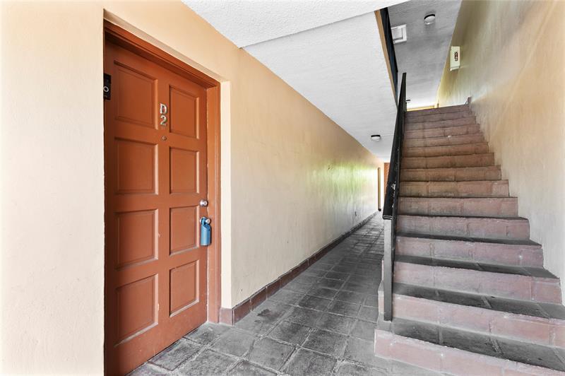 Image 19 of 22 For 11605 29th Ct  2d