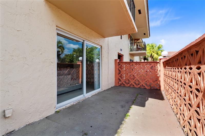 Image 20 of 22 For 11605 29th Ct  2d