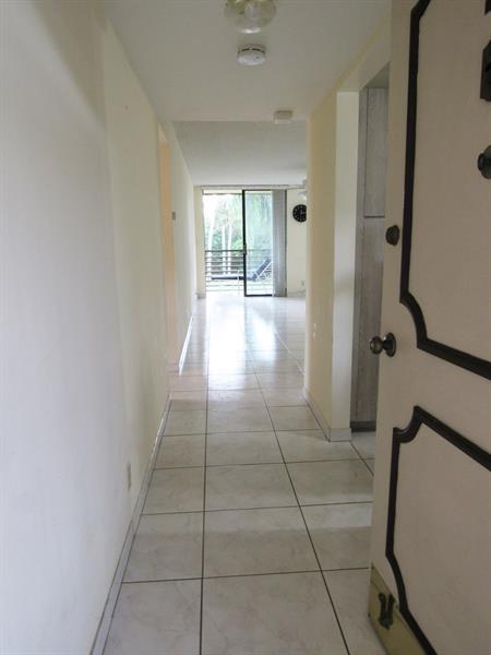 Image 3 of 52 For 6351 University Dr  224