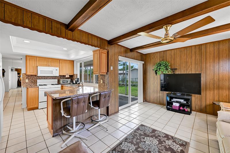 Image 13 of 37 For 10599 26th Pl