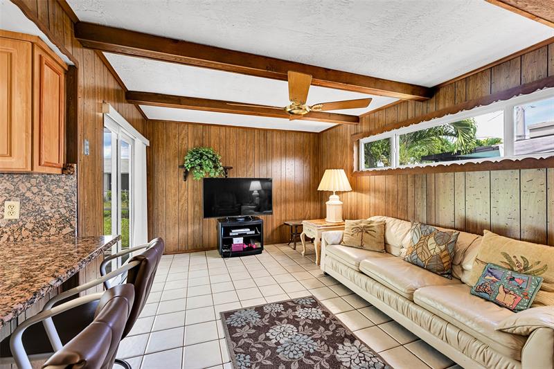 Image 15 of 37 For 10599 26th Pl