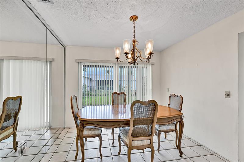 Image 18 of 37 For 10599 26th Pl