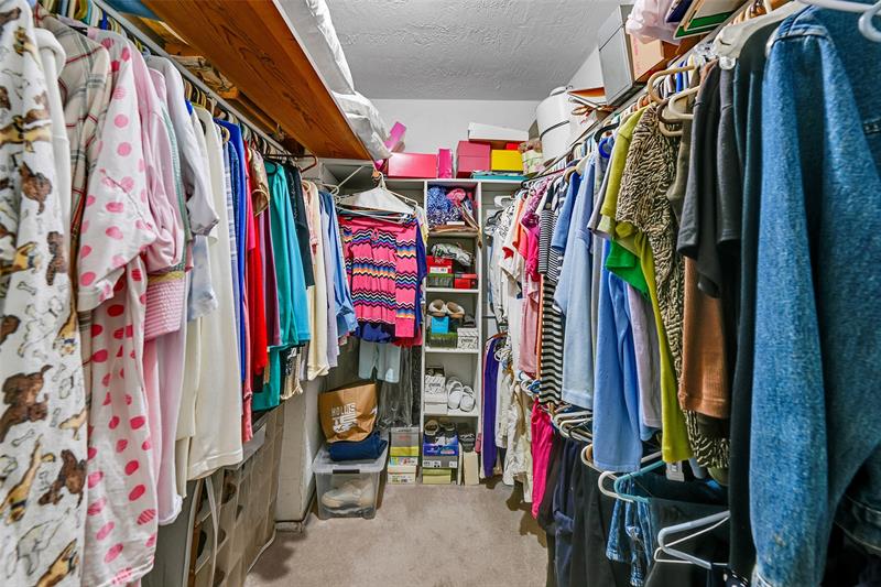 Image 24 of 37 For 10599 26th Pl