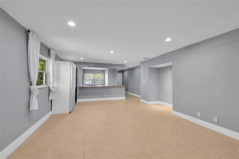 Image 7 of 13 For 1501 13th St  14