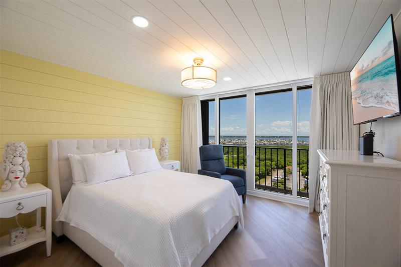 Image 37 of 47 For 9650 Ocean Drive  1501