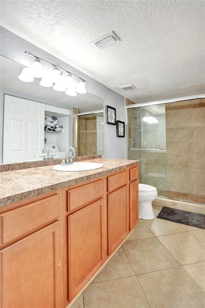 Image 20 of 28 For 7670 79th Ave  05