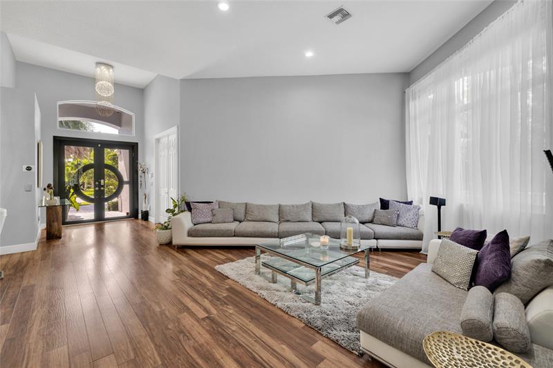 Image 12 of 69 For 385 118th Ave