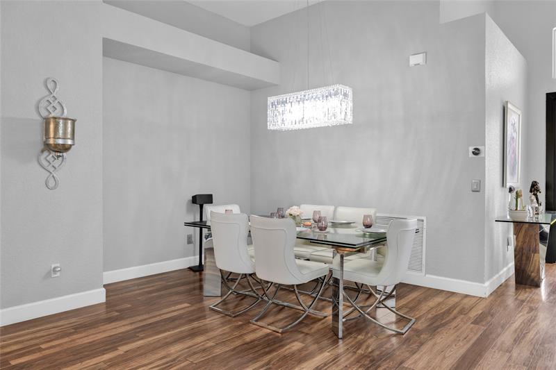 Image 14 of 69 For 385 118th Ave