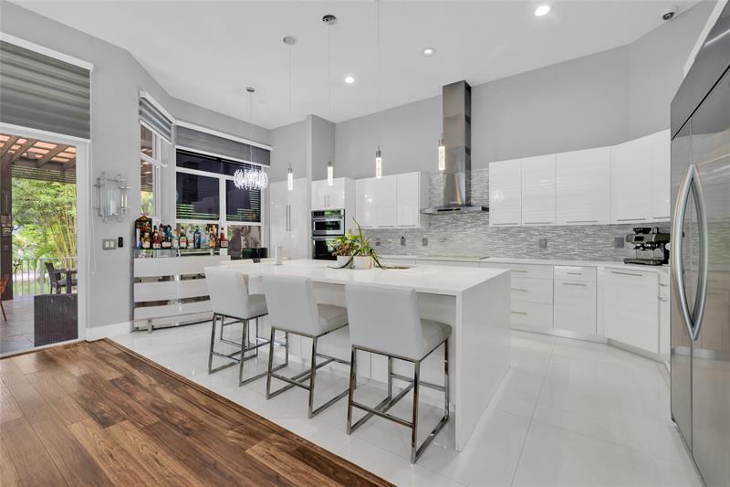 Image 15 of 69 For 385 118th Ave