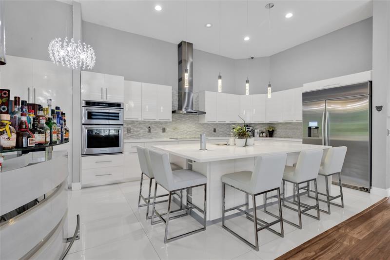 Image 16 of 69 For 385 118th Ave