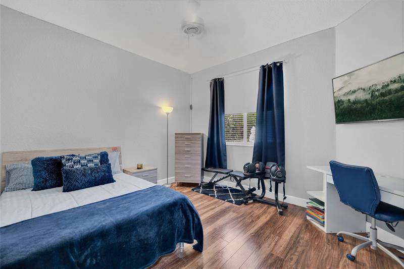 Image 23 of 69 For 385 118th Ave