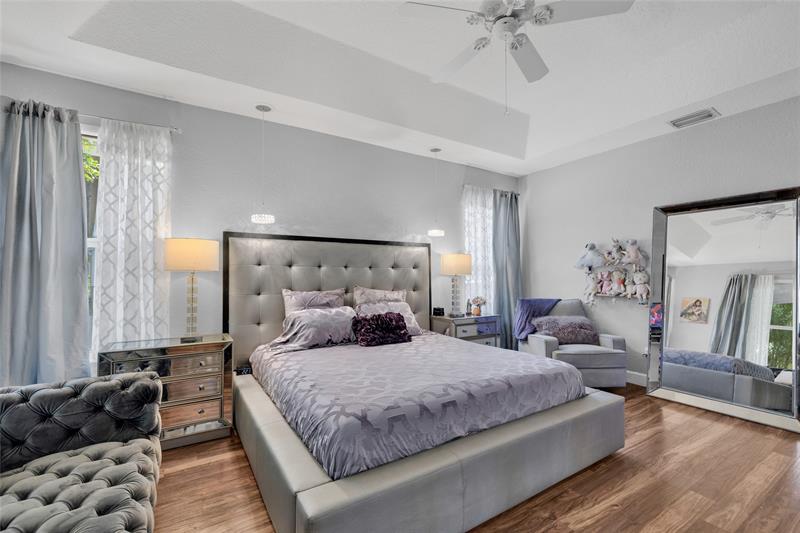 Image 27 of 69 For 385 118th Ave