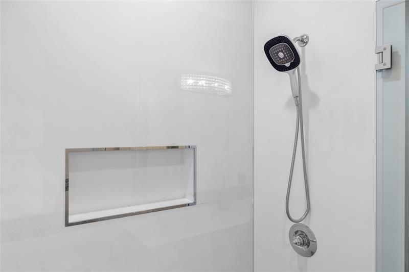 Image 28 of 69 For 385 118th Ave