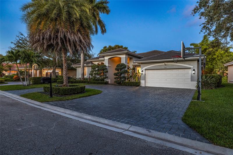 Image 5 of 69 For 385 118th Ave