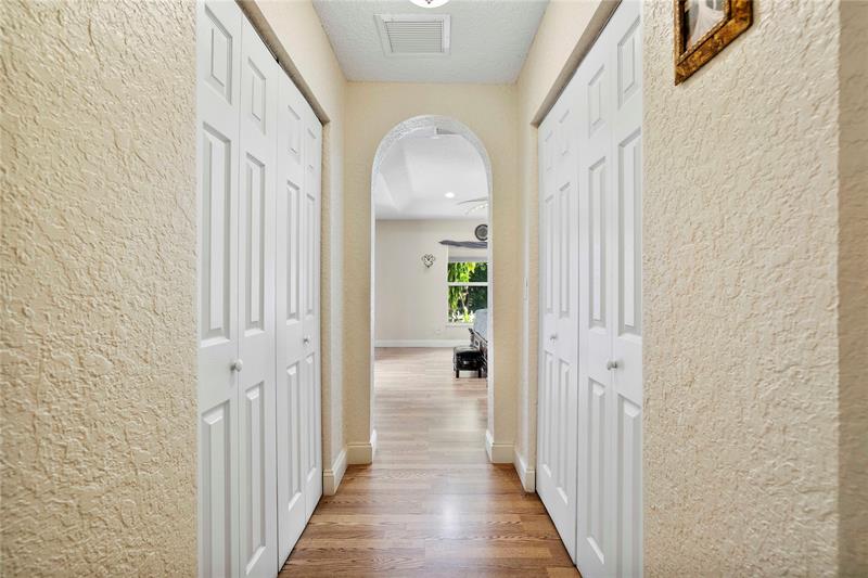 Image 16 of 37 For 8608 26th Ct