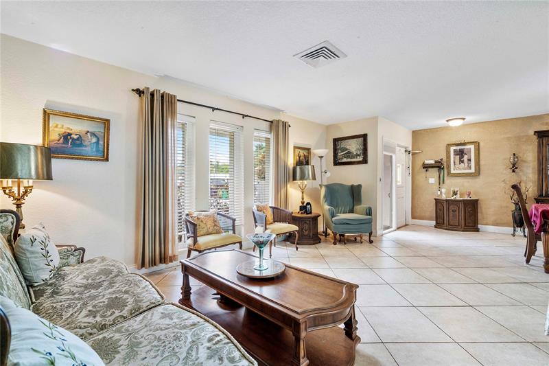 Image 5 of 37 For 8608 26th Ct