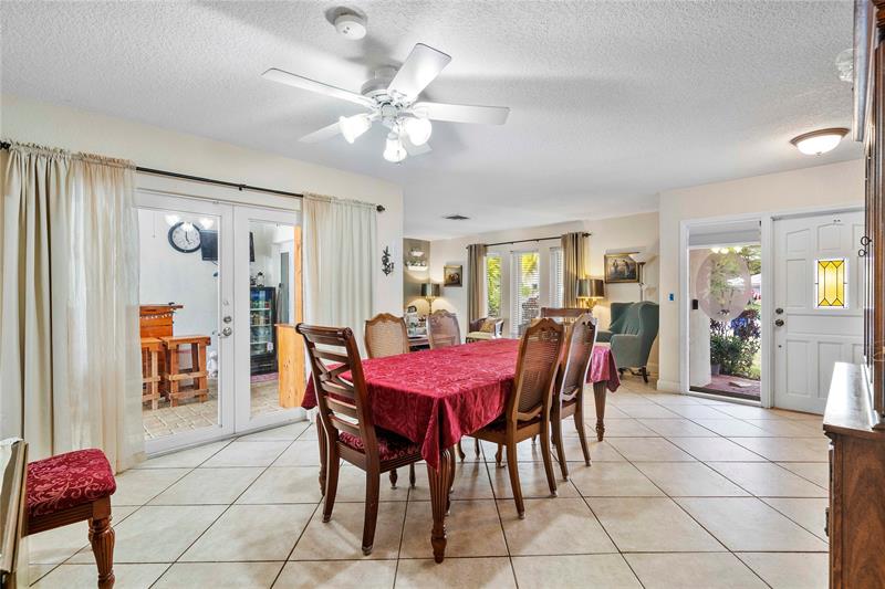 Image 7 of 37 For 8608 26th Ct