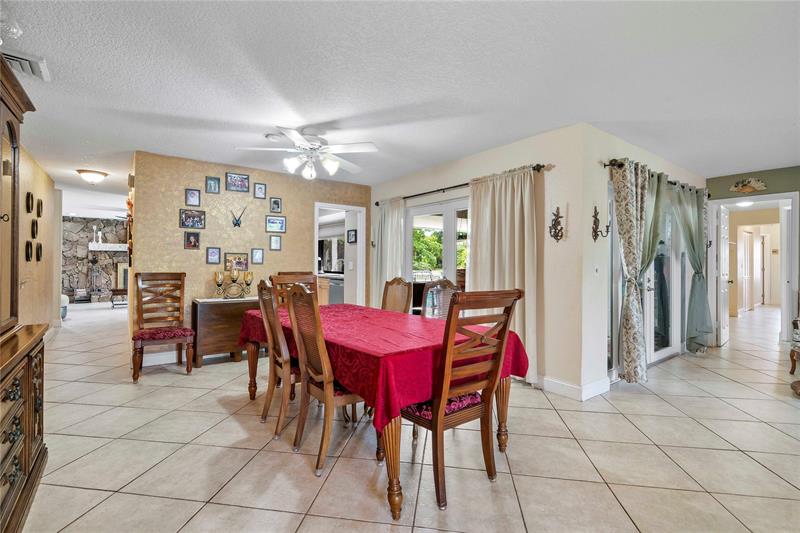 Image 8 of 37 For 8608 26th Ct