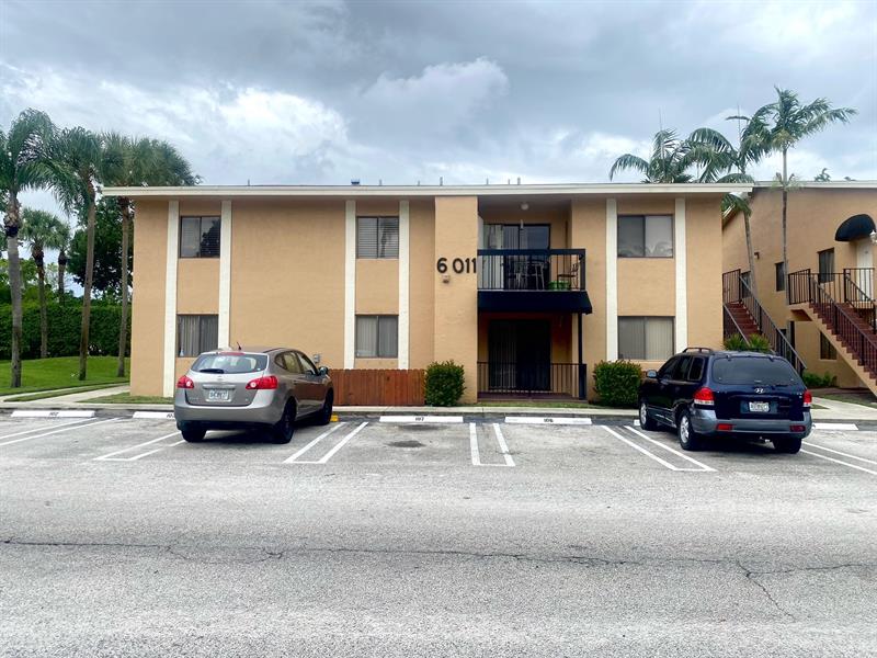 Details for 6011 10th Ave, Greenacres, FL 33463