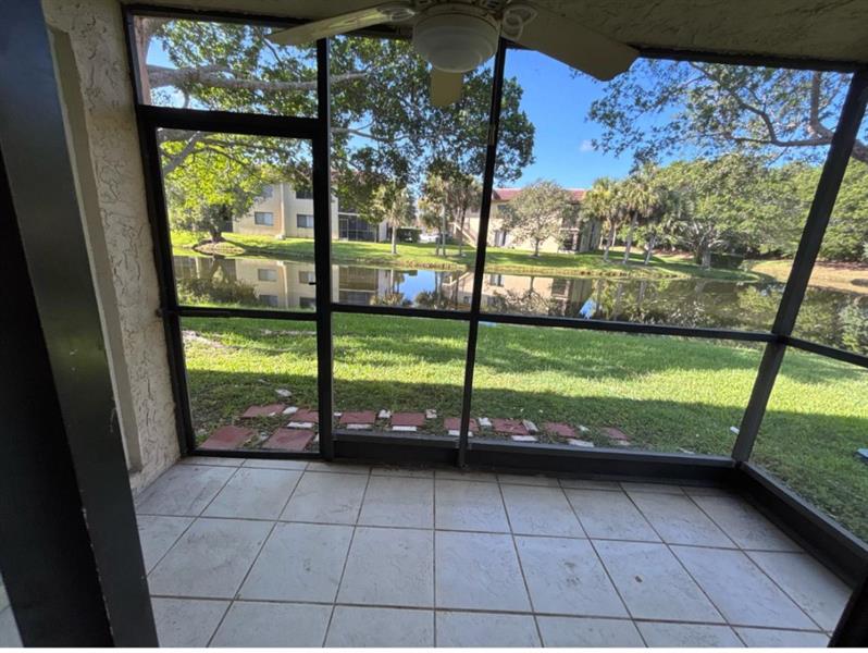 Details for 235 Lakeview Dr  104, Weston, FL 33326