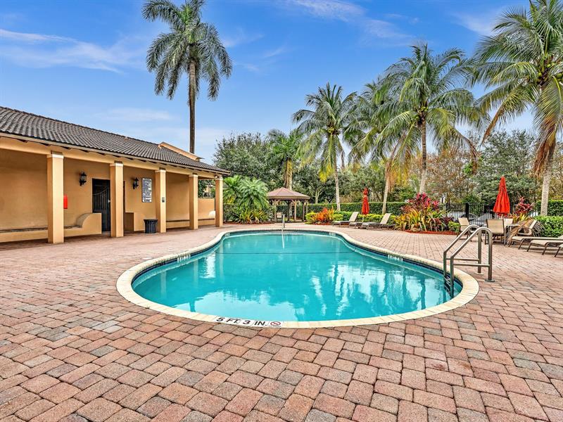 Image 37 of 46 For 4447 Arabian Way  4447