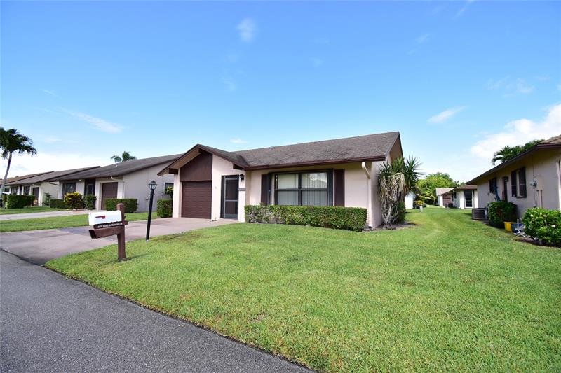 Image 20 of 30 For 3305 Silver Buttonwood Dr
