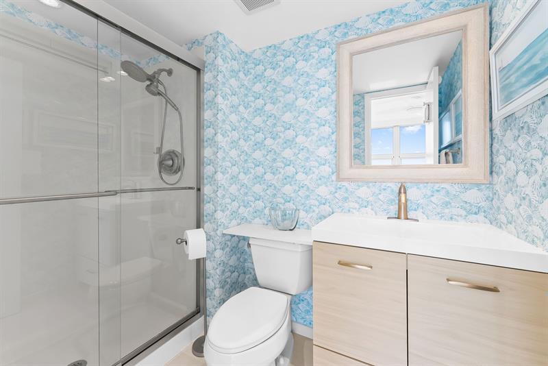 Image 10 of 16 For 531 Ocean Blvd  1012