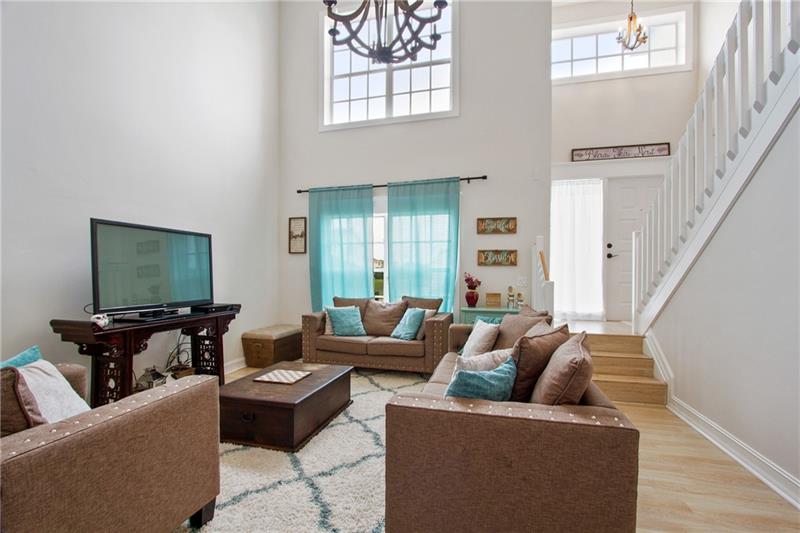Image 11 of 20 For 6885 Barnwell Dr