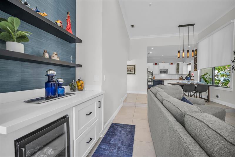 Image 18 of 49 For 12200 Classic Dr