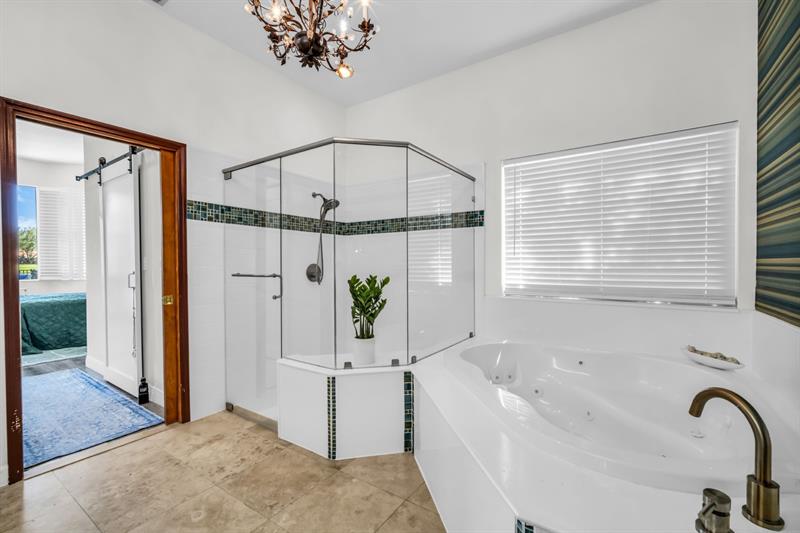 Image 28 of 49 For 12200 Classic Dr