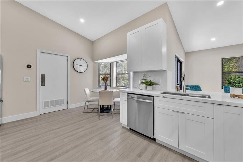 Image 20 of 55 For 7440 Gullotti Pl