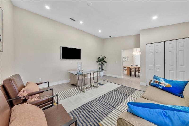 Image 34 of 55 For 7440 Gullotti Pl