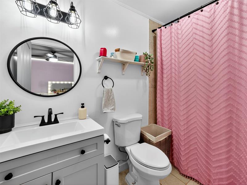 Image 18 of 23 For 8009 71st Ct