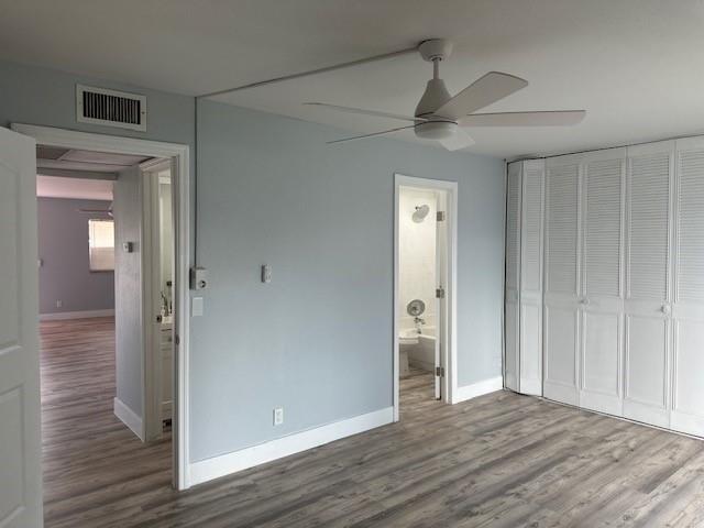 Image 16 of 46 For 126 Seville E  126