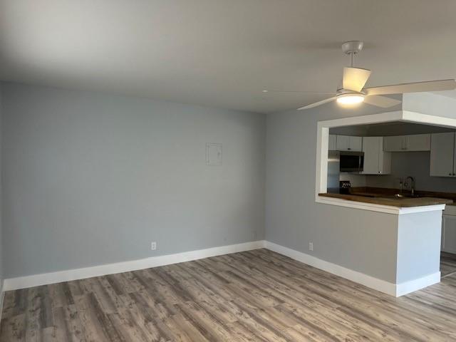 Image 8 of 46 For 126 Seville E  126