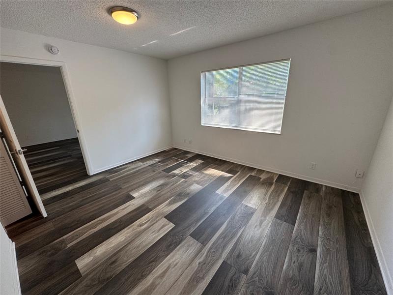 Image 7 of 11 For 6061 Falls Cir Dr  302