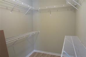 Image 15 of 31 For 802 Garnet Cir