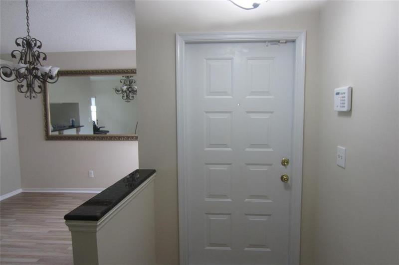 Image 16 of 31 For 802 Garnet Cir
