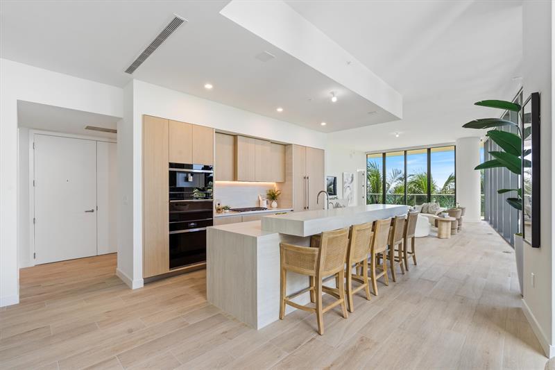 Image 5 of 42 For 900 Ocean Blvd  301