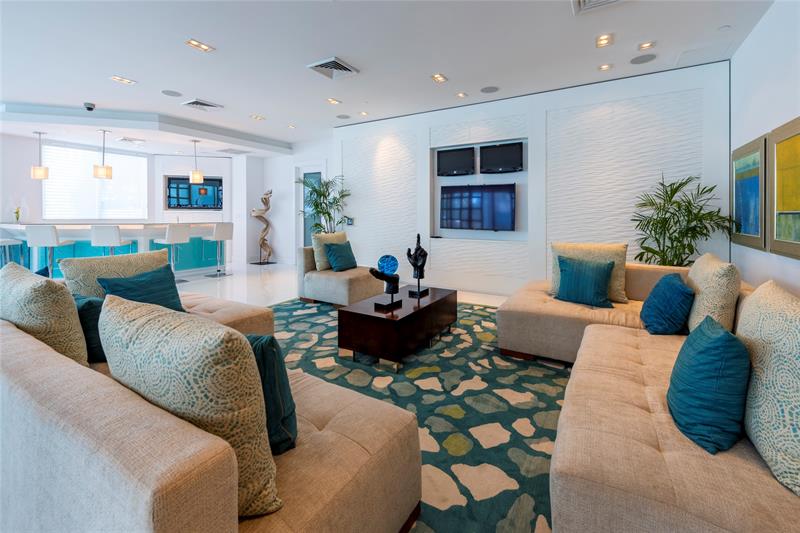 Image 33 of 38 For 2821 Ocean Blvd  405s